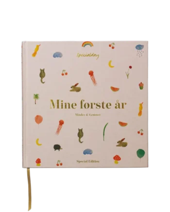 Mine Første år Rosa