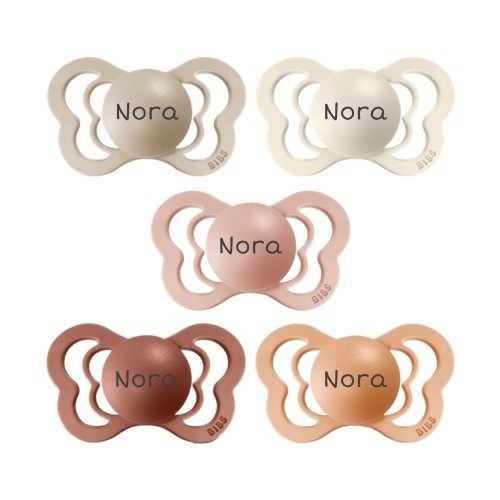 Bibs Couture  Str        Mdr  Anatomisk Silikone  Sutter Med Navn    -pak