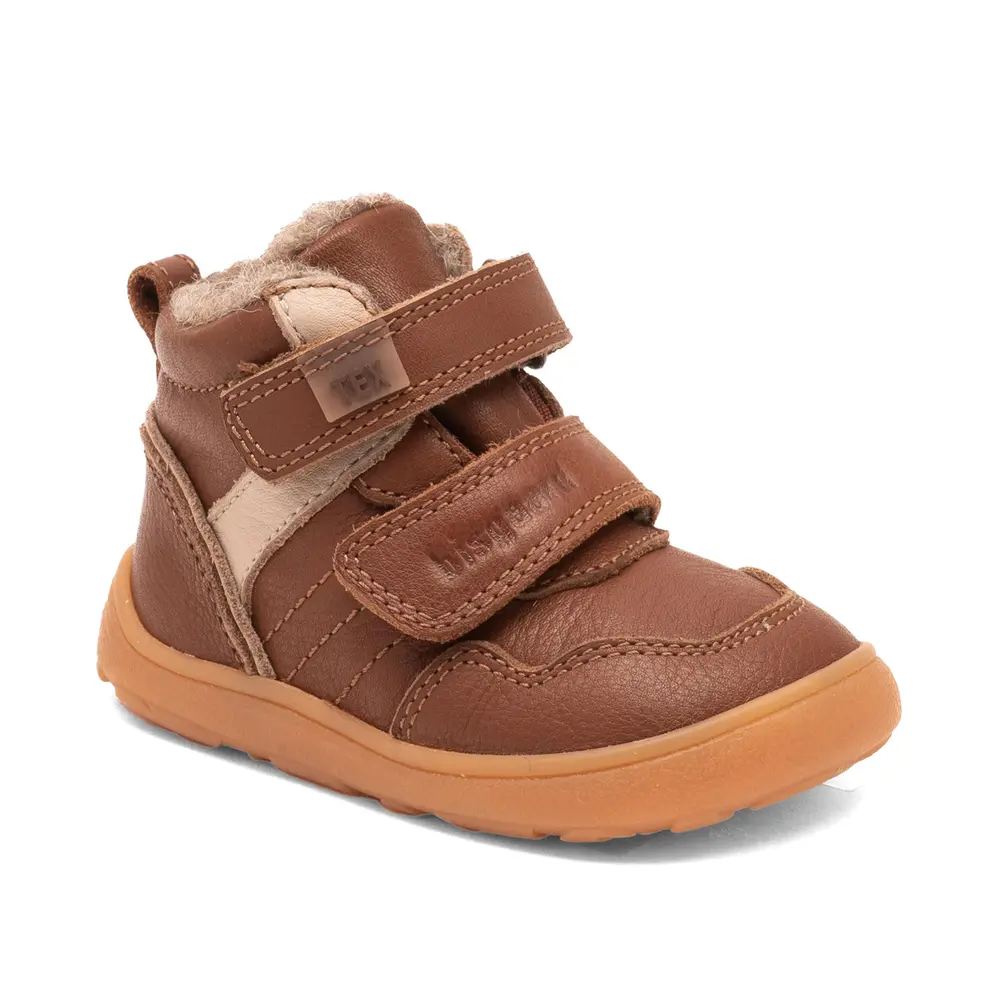 Becky Barefoot Tex Whisky 31