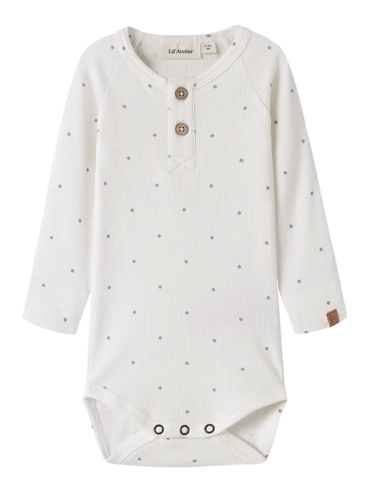 Lil  Atelier Gago Kip Langærmet Slim Body Coconut Milk 74